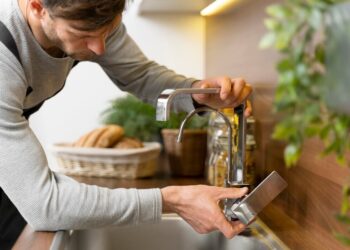 How to Properly Clean Pour Spouts