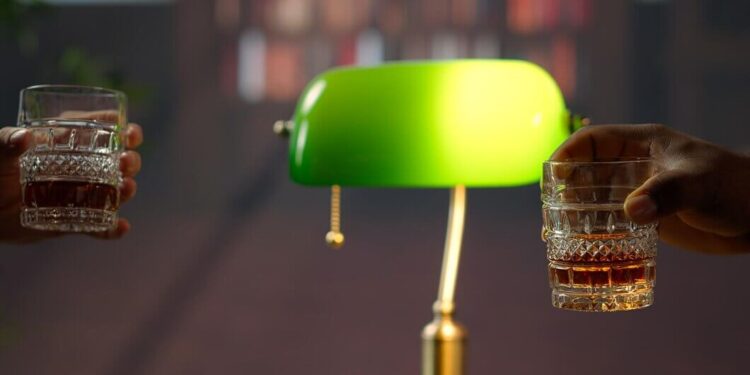 Which Pour Spout Should I Use Behind the Bar?